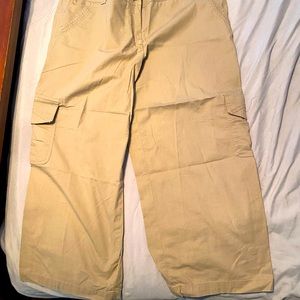 Size 8 Capri